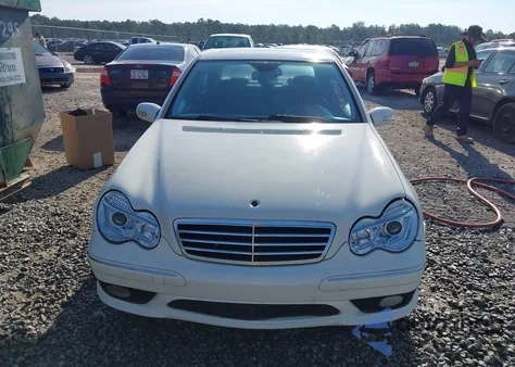 2007 Mercedes-Benz C 230 Sport from USA, damaged, VIN WDBRF52H87A942029